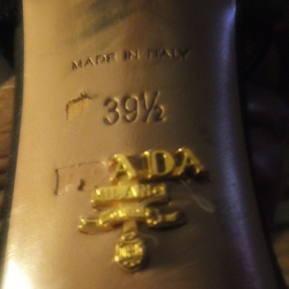 Black suede Prada 5 inch heels. - Picture 4 of 8